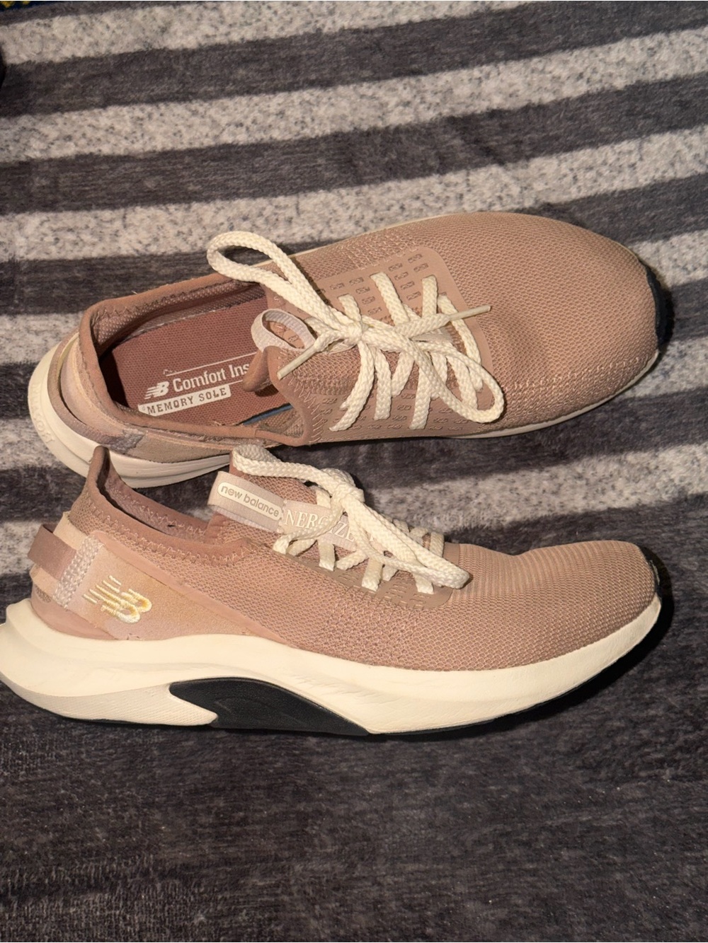 New Balance Women's Slip-On Athletic Trainers in Dusty Pink and Cream